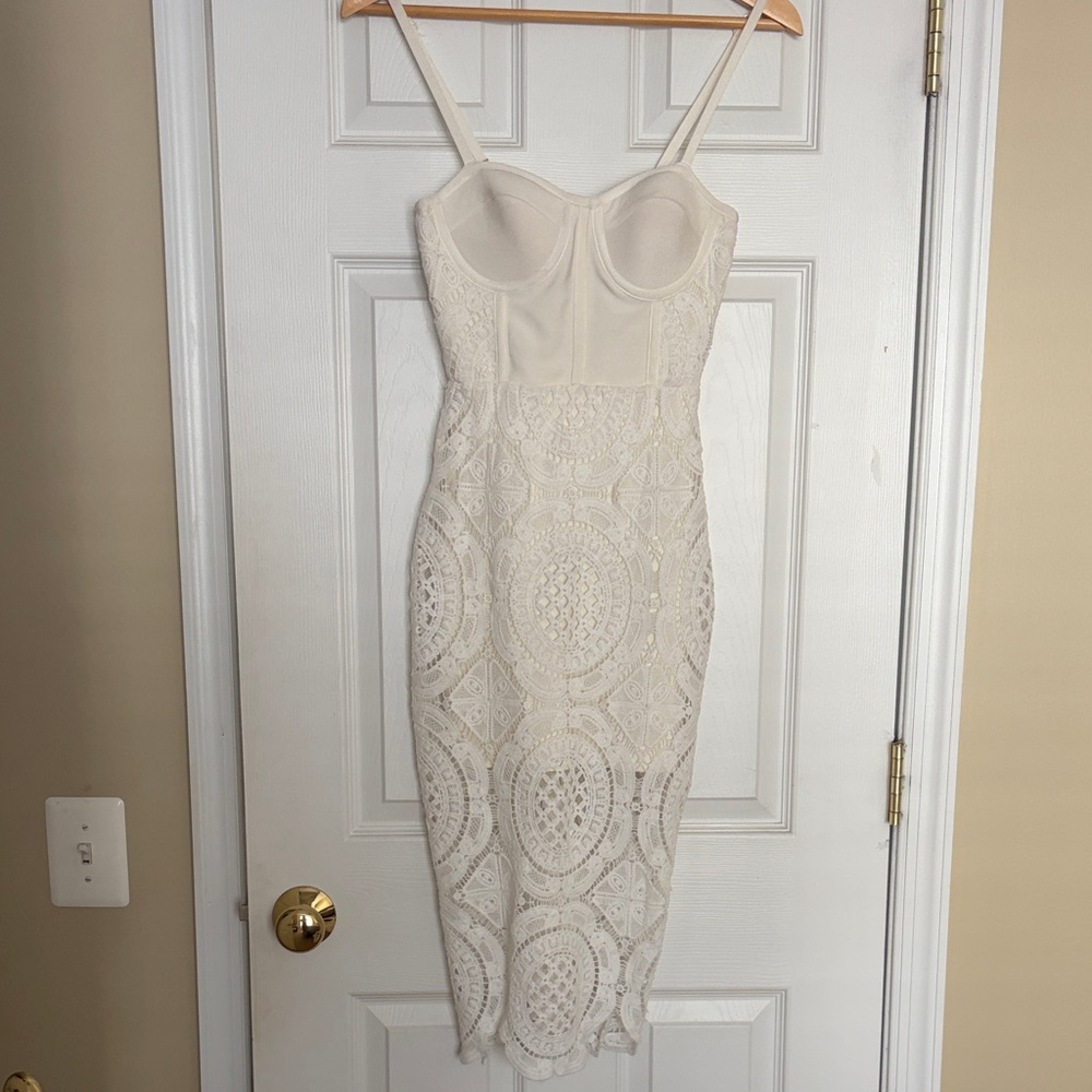 Elegant Cream Lace Bodycon Dress